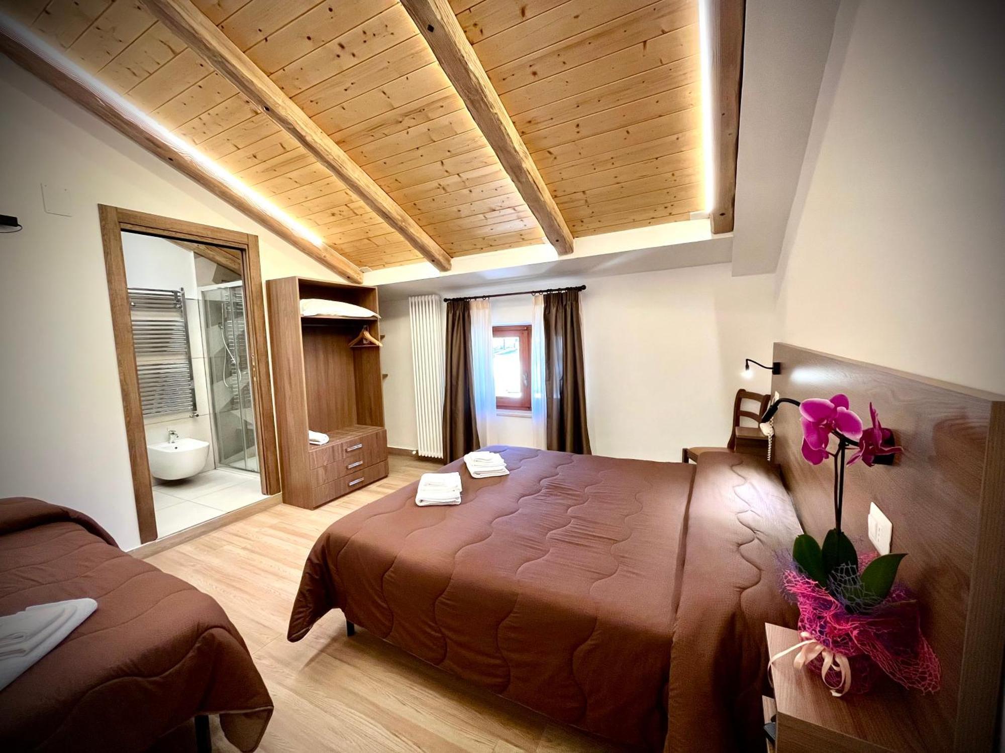 Hotel Pinguino Pescasseroli Kültér fotó