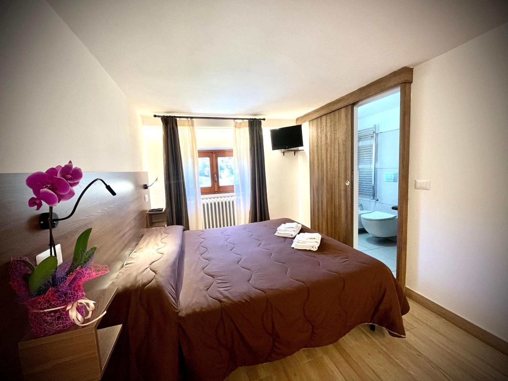 Hotel Pinguino Pescasseroli Kültér fotó