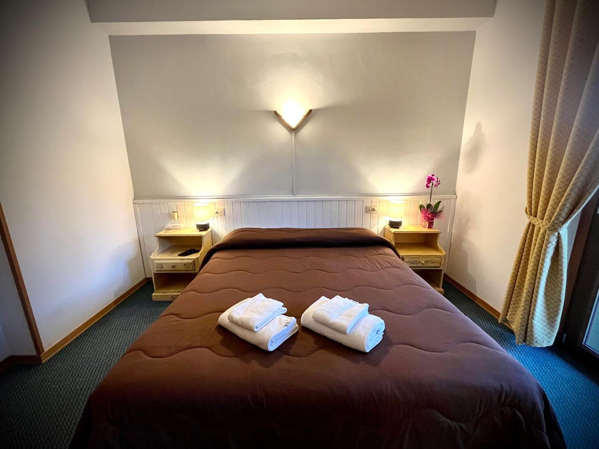 Hotel Pinguino Pescasseroli Szoba fotó